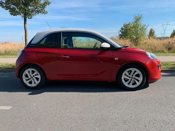 Opel Adam