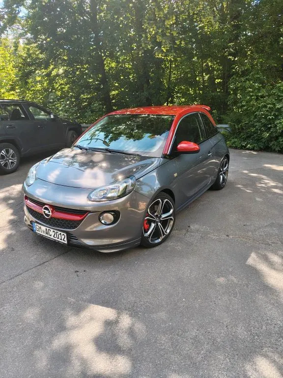 Opel Adam