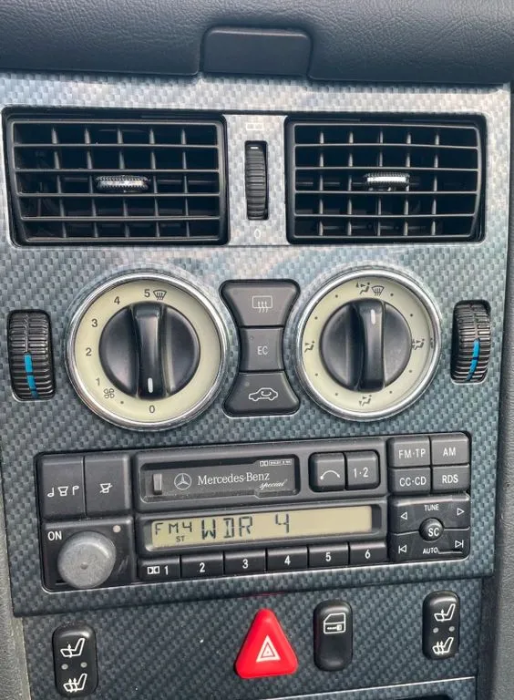 Mercedes-Benz SLK 200