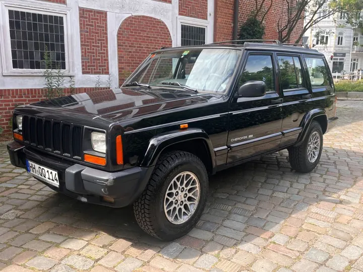 Jeep Cherokee