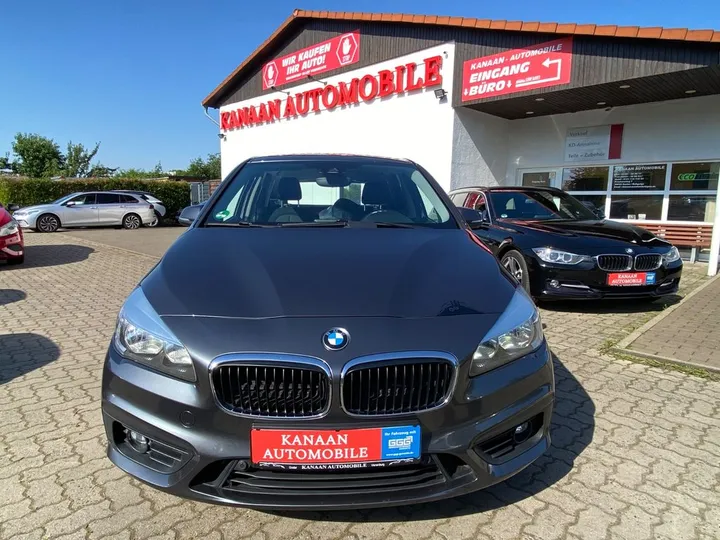 BMW 218
