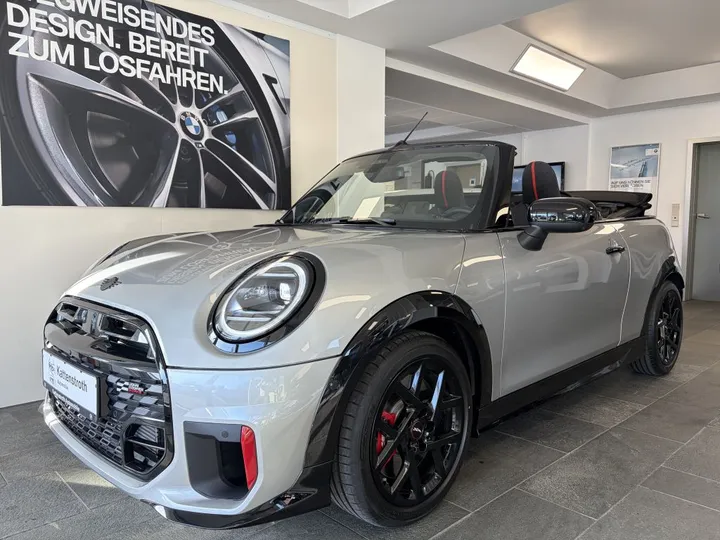 MINI John Cooper Works Cabrio