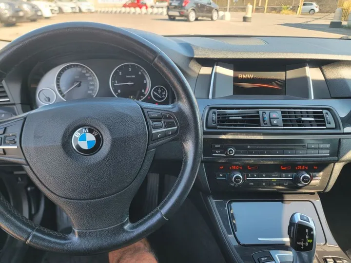 BMW 525