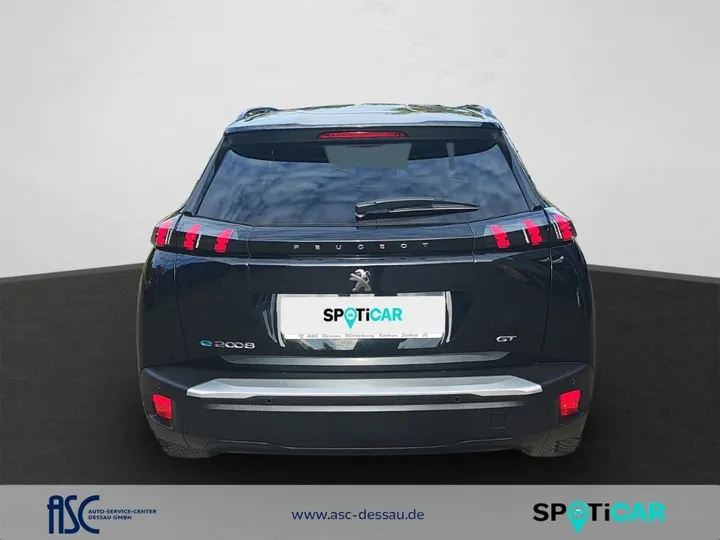 Peugeot e-2008