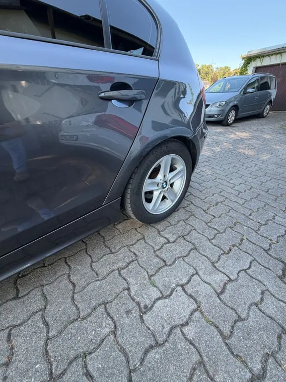 BMW 120