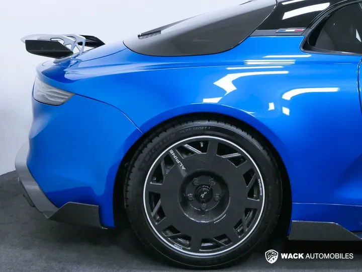 Alpine A110