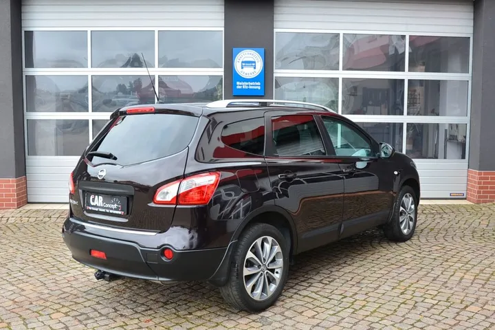Nissan Qashqai+2