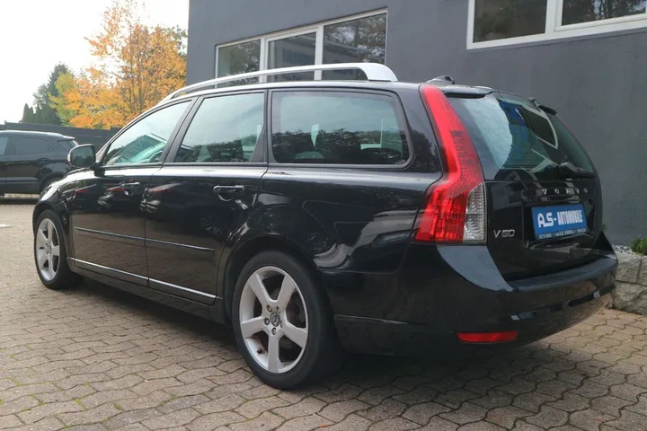 Volvo V50