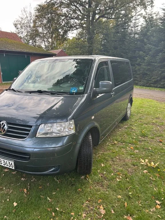 Volkswagen T5 Caravelle