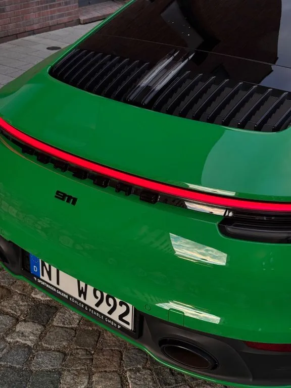 Porsche 992