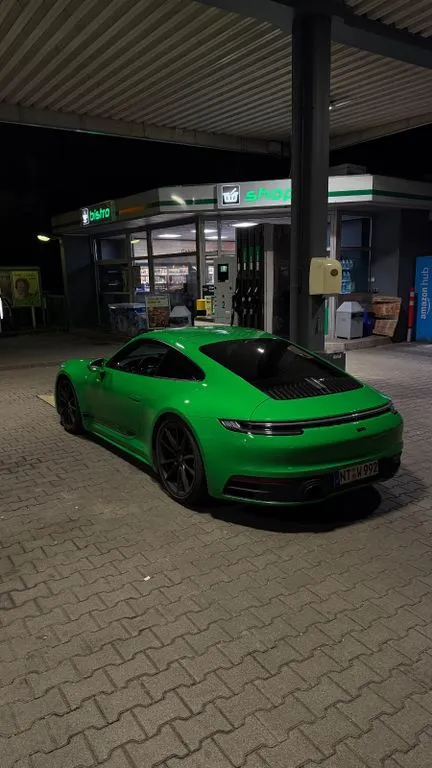Porsche 992