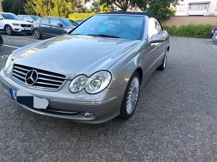 Mercedes-Benz CLK 320
