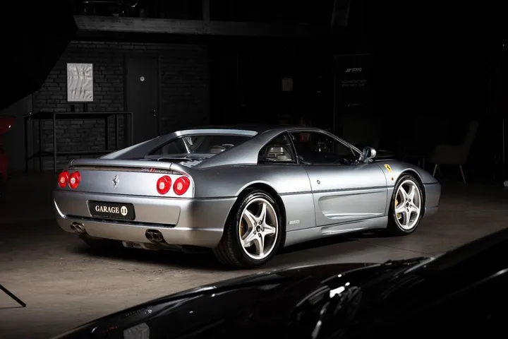 Ferrari F355