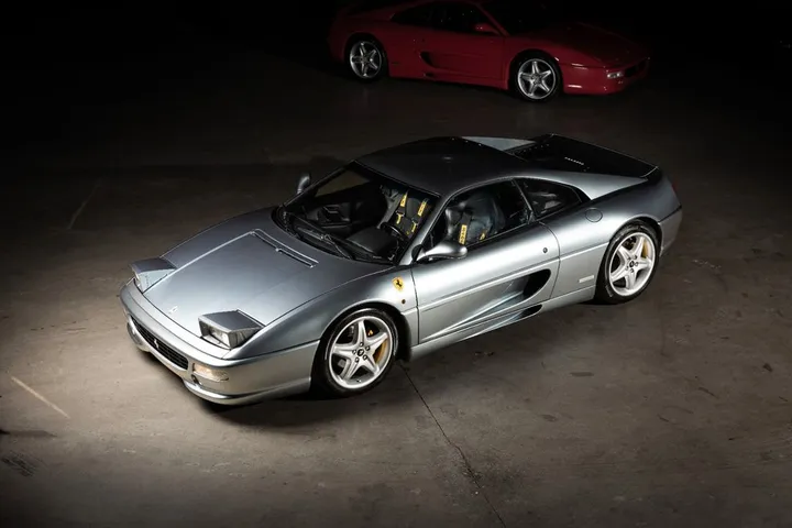 Ferrari F355