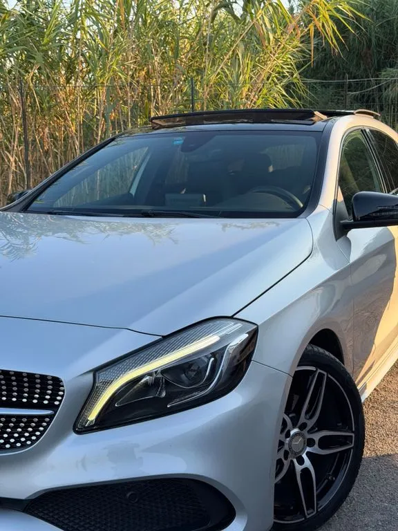 Mercedes-Benz A 180