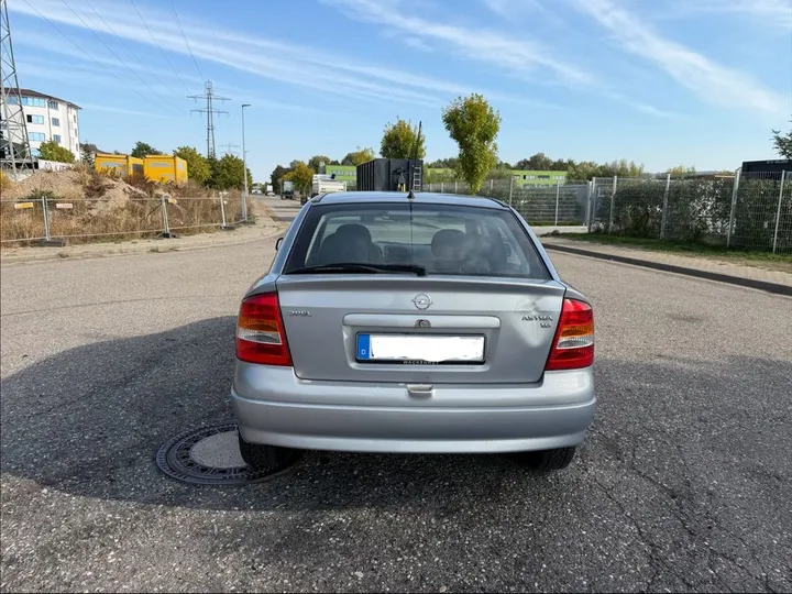 Opel Astra