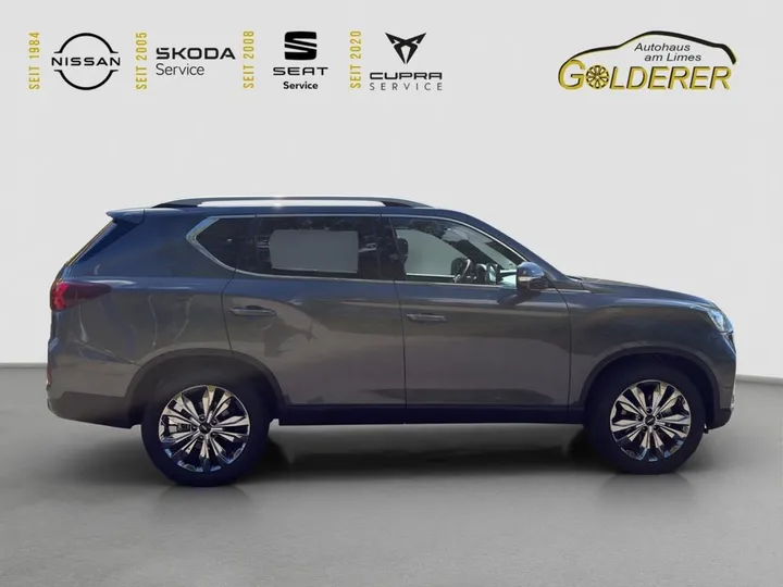 KGM Rexton