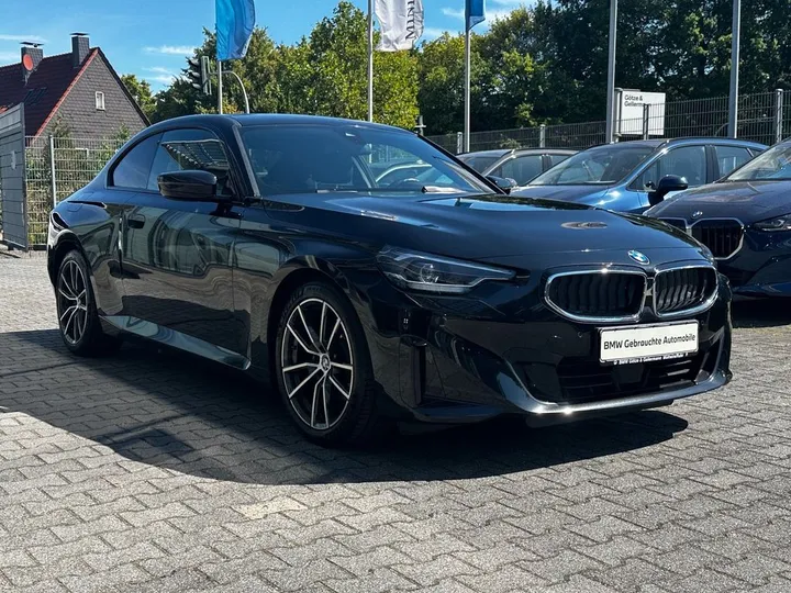 BMW 220