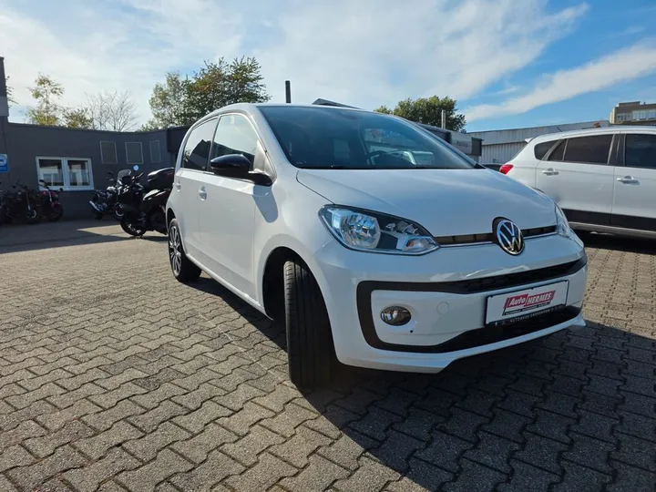 Volkswagen up!
