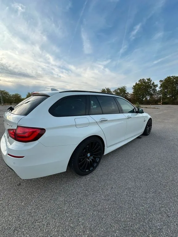 BMW 525