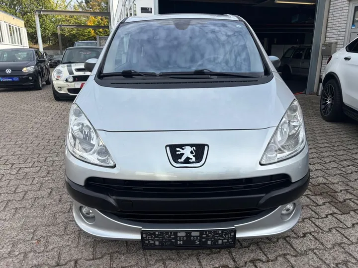 Peugeot 1007