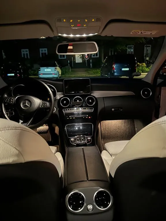 Mercedes-Benz C 180