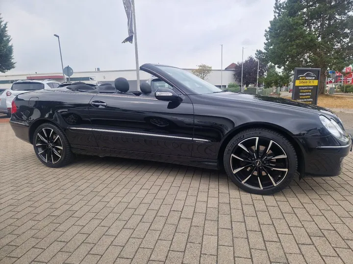 Mercedes-Benz CLK 200
