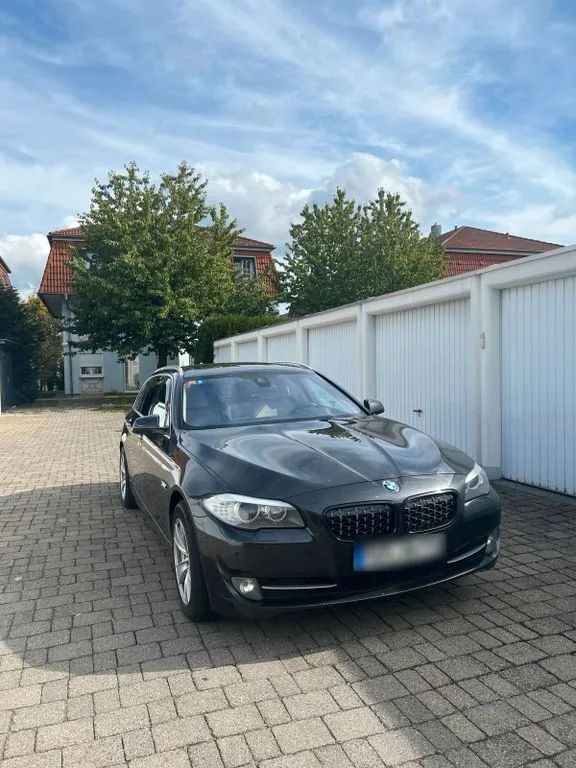 BMW 525