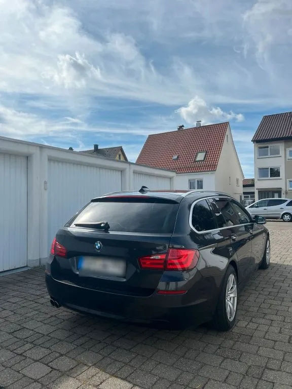 BMW 525