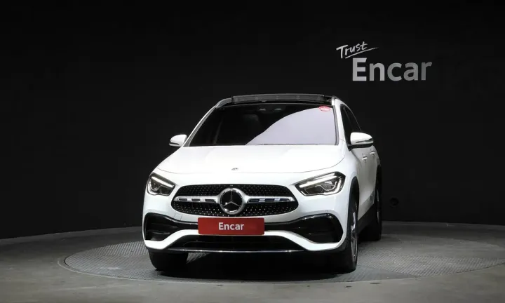 Mercedes-Benz GLA-Class