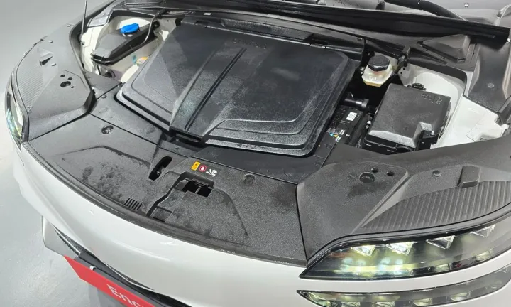 Genesis GV60