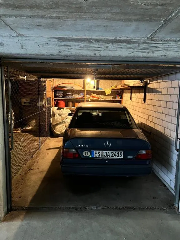 Mercedes-Benz 200