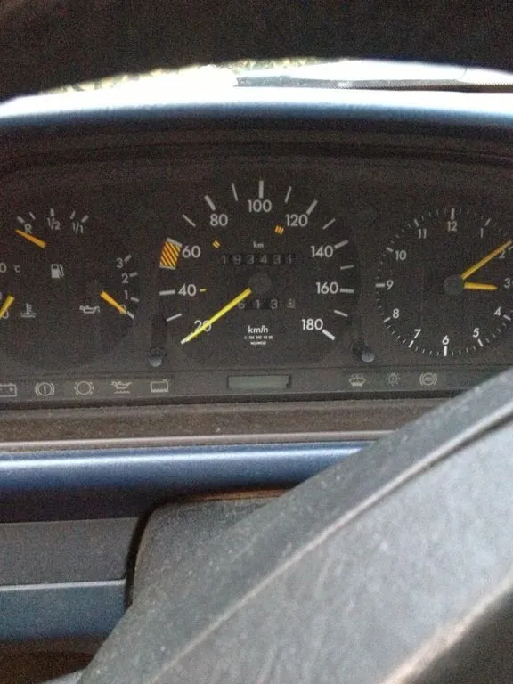 Mercedes-Benz 200