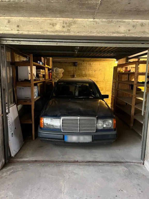 Mercedes-Benz 200