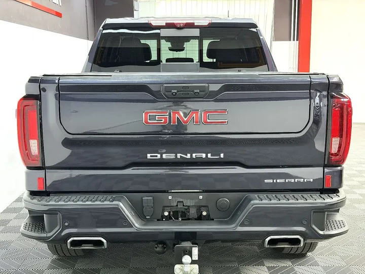 GMC Sierra