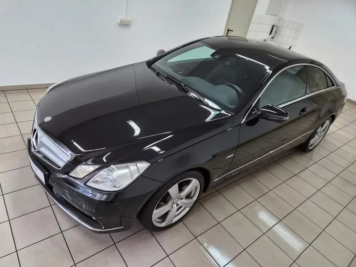 Mercedes-Benz E 250
