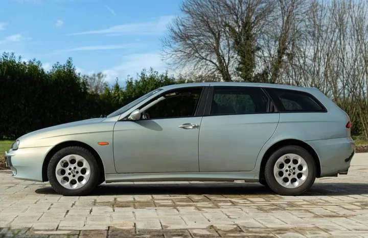Alfa Romeo 156