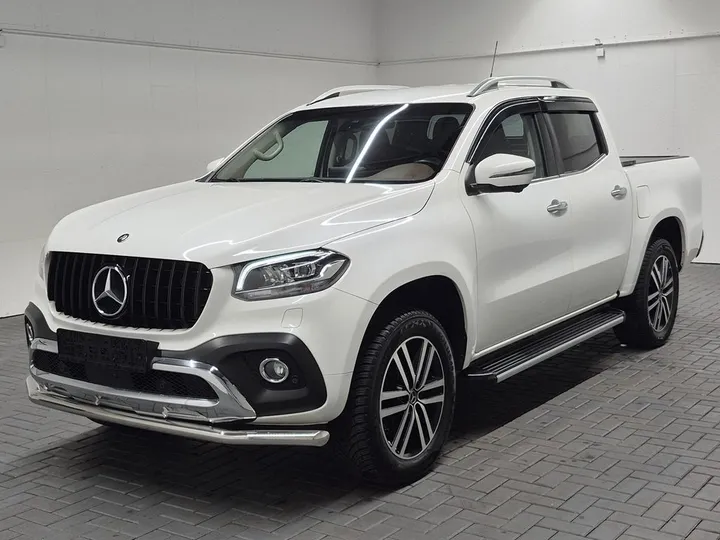 Mercedes-Benz X 250
