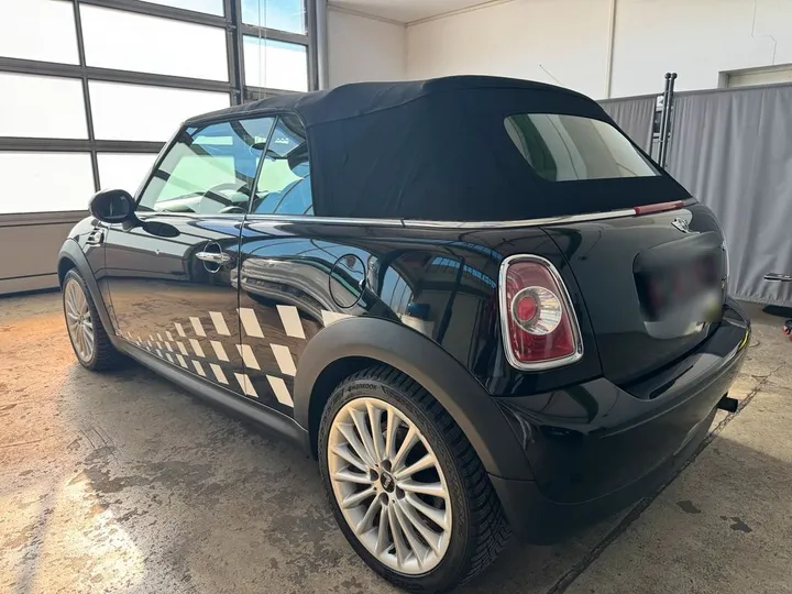 MINI One Cabrio