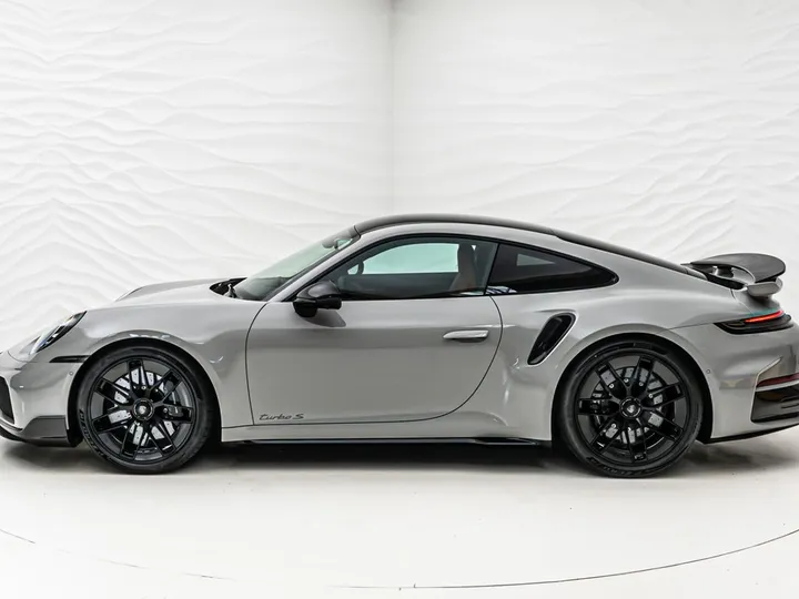 Porsche 992