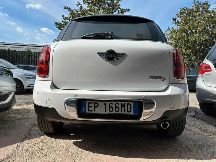MINI Countryman D (Cooper)