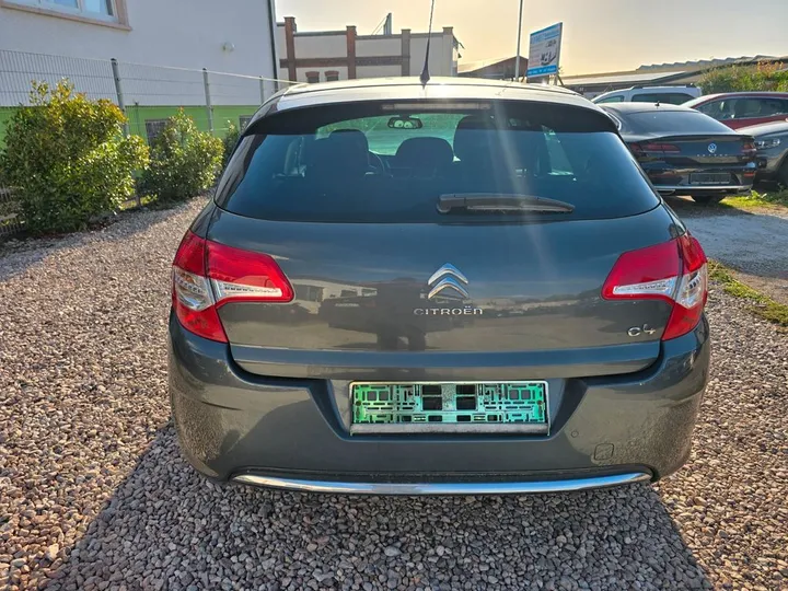 Citroën C4