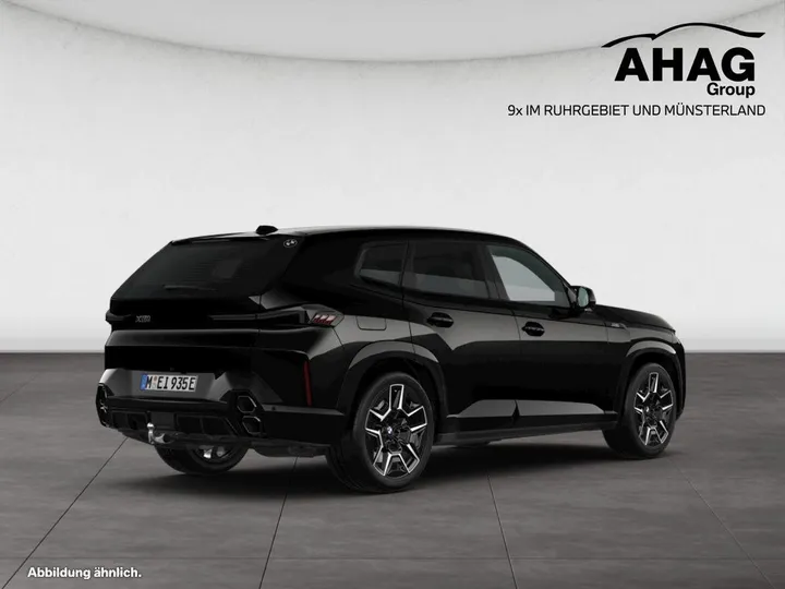 BMW XM