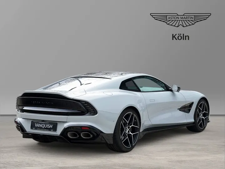 Aston Martin Vanquish