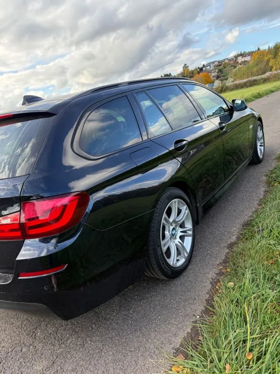 BMW 528