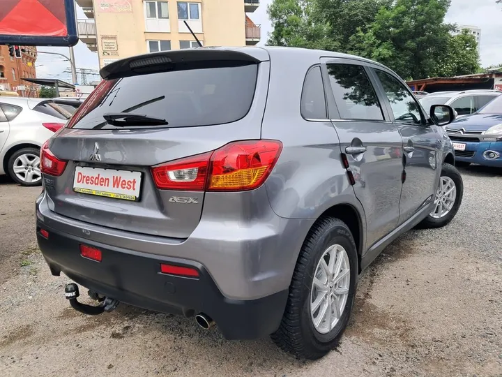 Mitsubishi ASX