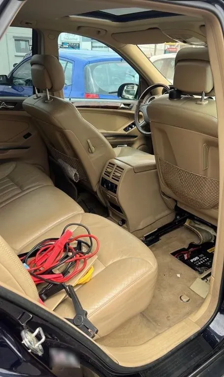 Mercedes-Benz ML 320