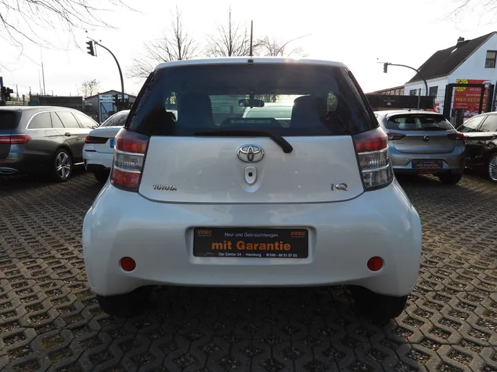 Toyota IQ