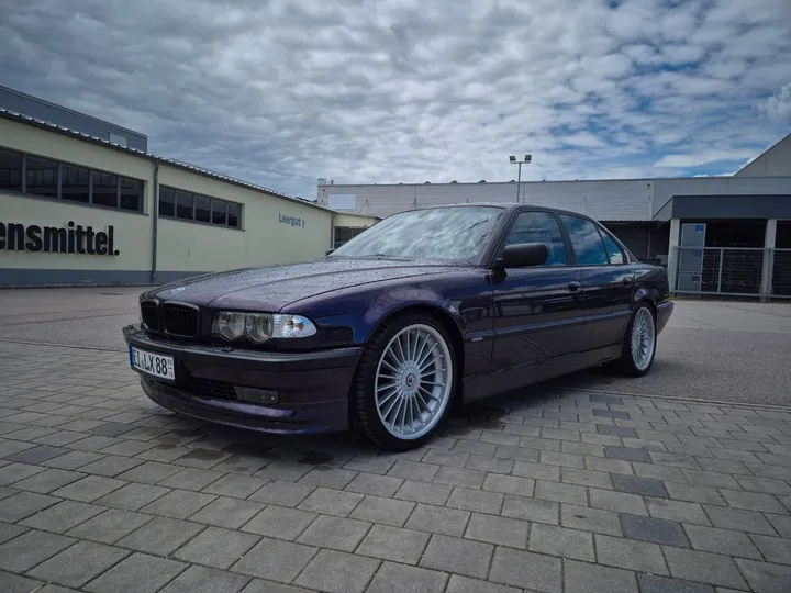 BMW 740