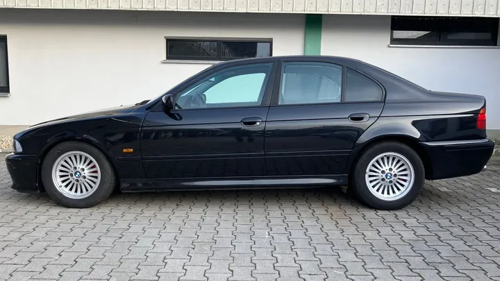 BMW 540